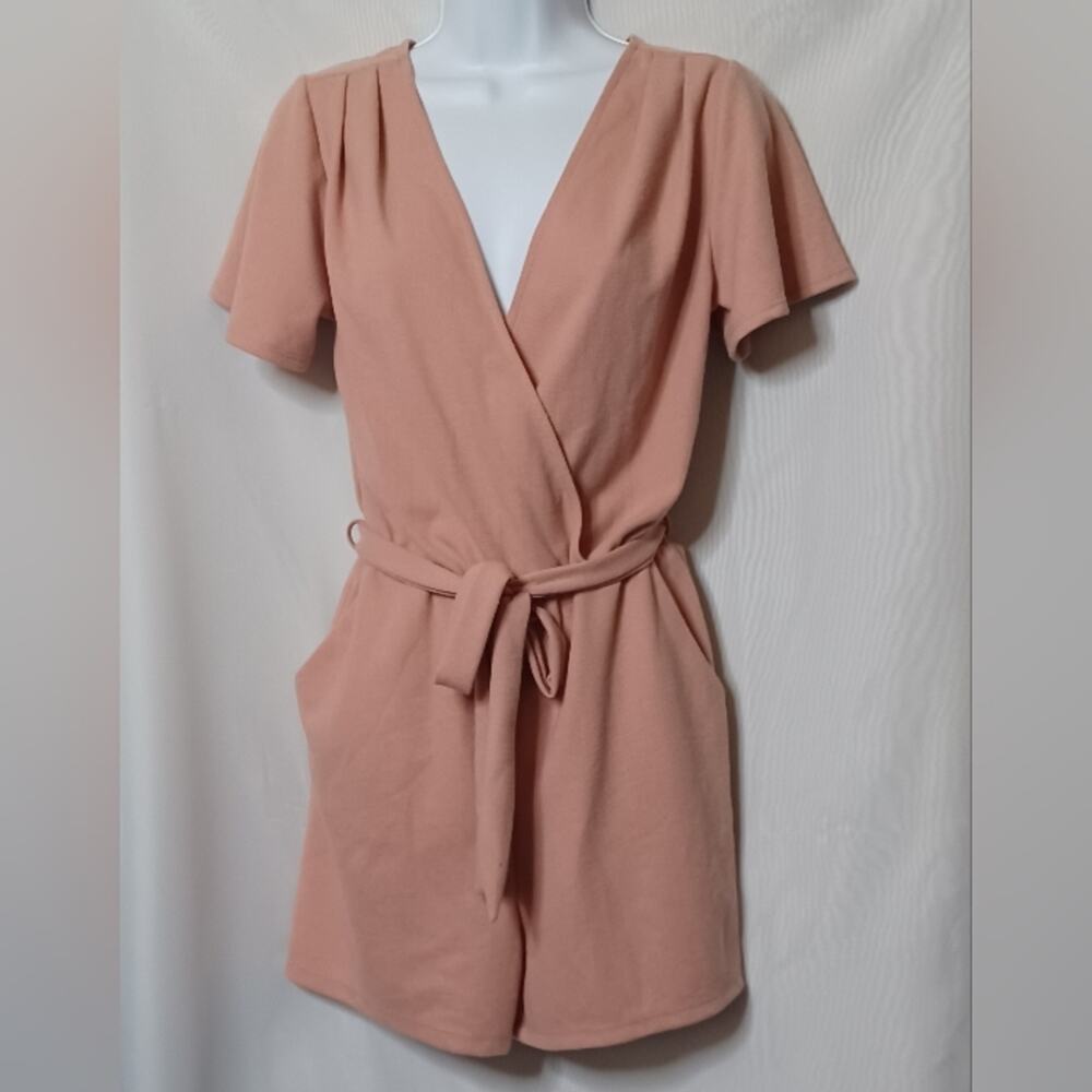 GILLI Short Sleeve Faux Wrap Elastic Waist Romper in Pink Color . Size S